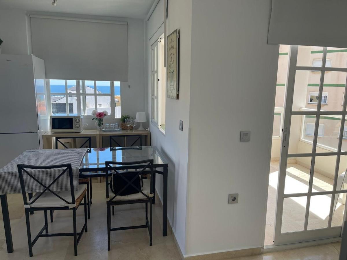 Mediterranean Near The With Seaview, Pool & Balcony *