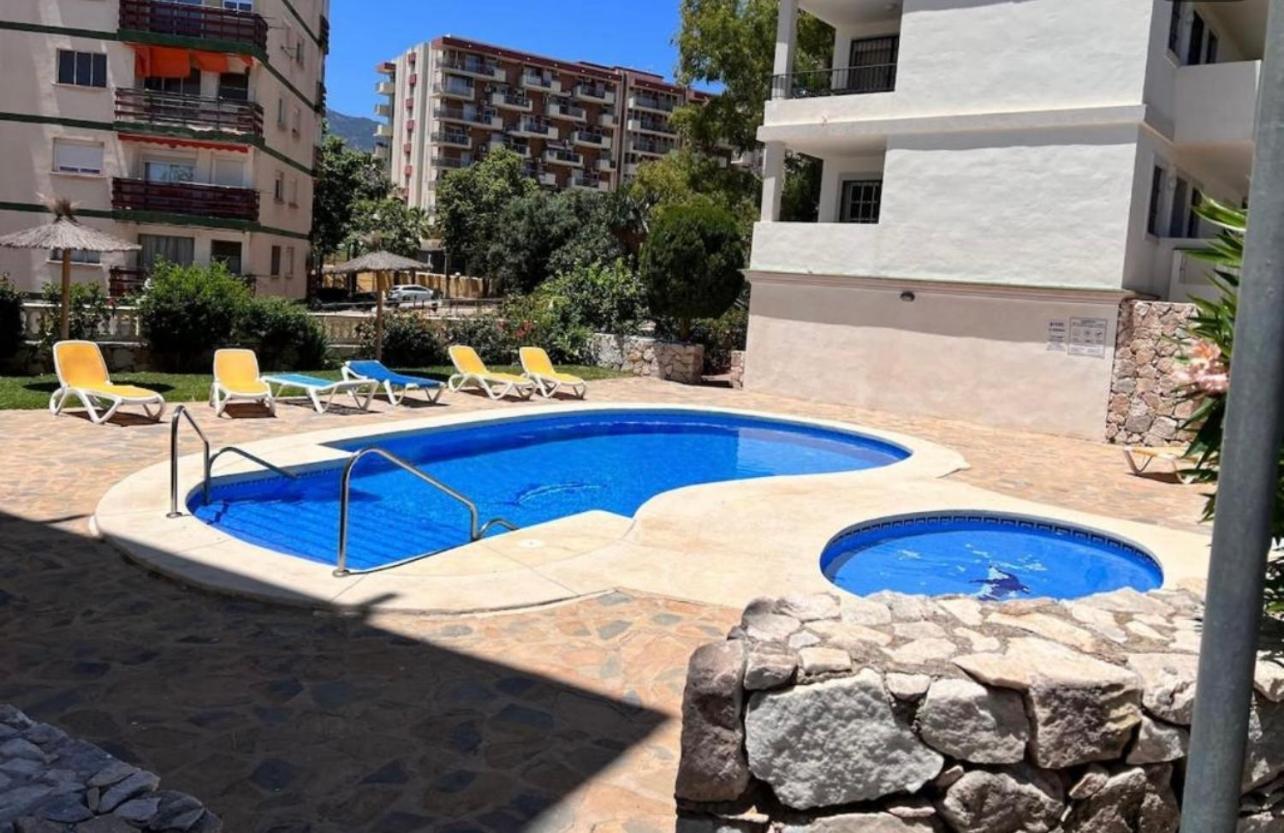 Apartment Mediterranean Near The With Seaview, Pool & Balcony