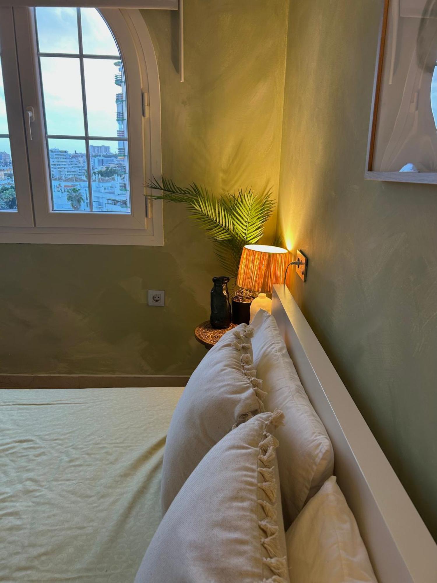 Apartment Mediterranean Near The With Seaview, Pool & Balcony *